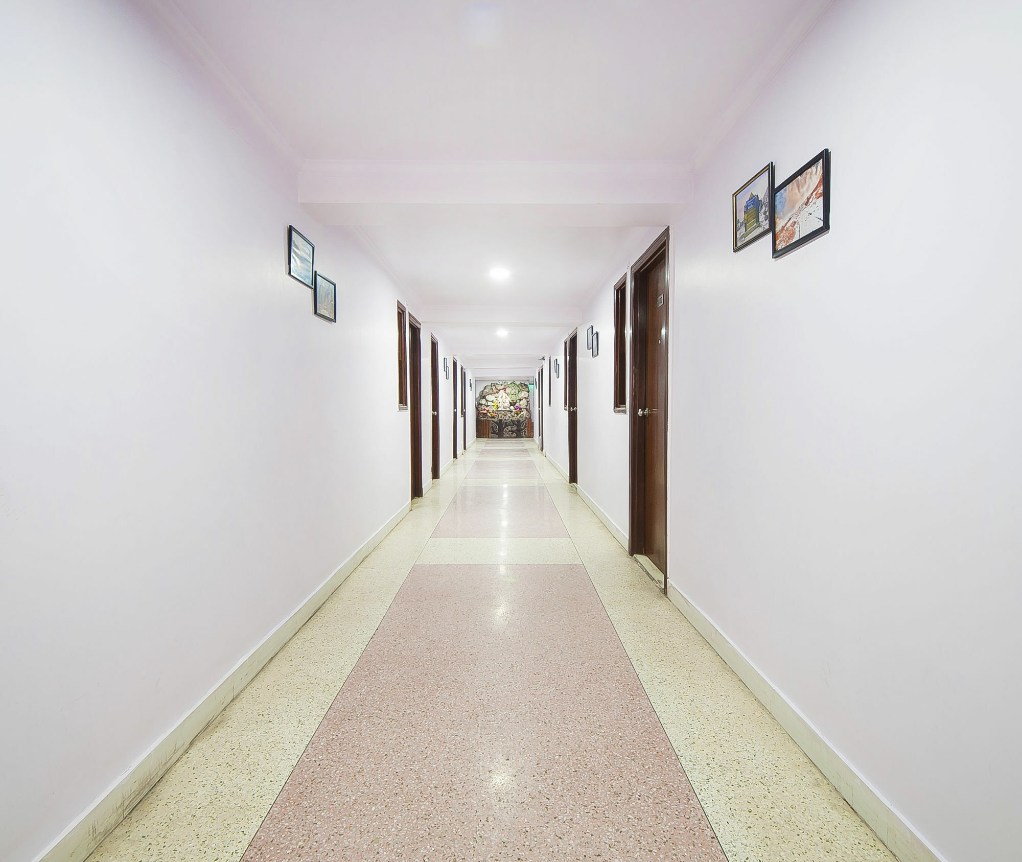 Hotel O Hotel Landmark Inn دلهي المظهر الخارجي الصورة